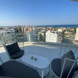 https://mckenzie-2-bedroom-seaview-with-infinity-pool.larnacahotels.org
